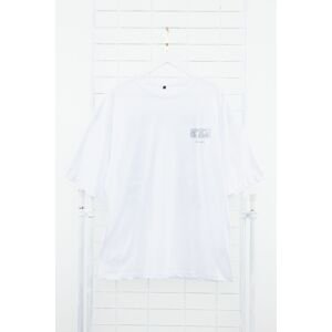Trendyol White Oversize/Wide Cut 100% Cotton T-shirt with Raised Text Printed on the Back